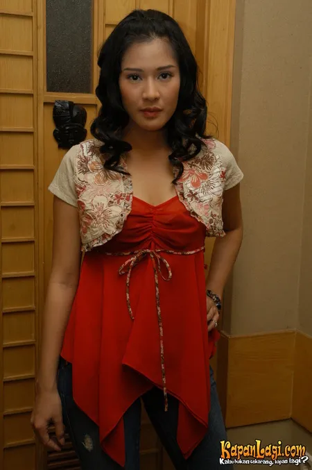 Foto Dian Sastrowardoyo