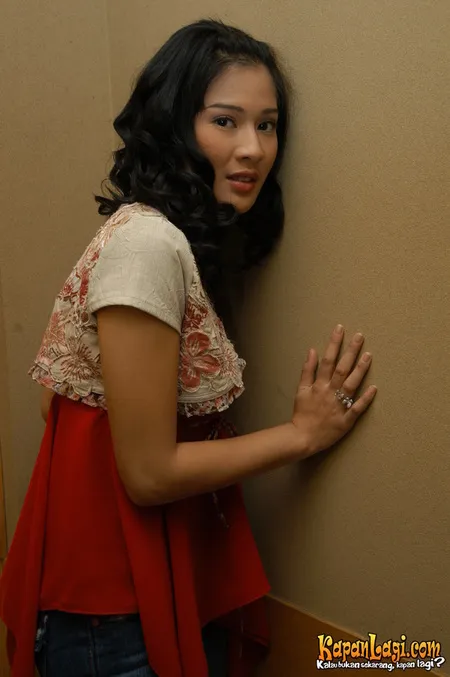 Foto Dian Sastrowardoyo