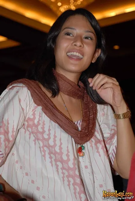 Foto Dian Sastrowardoyo