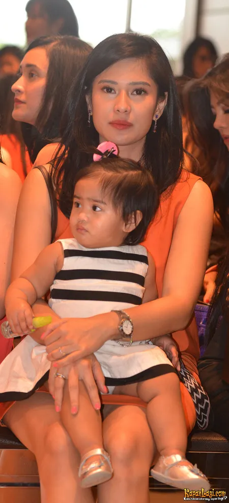 Foto Dian Sastrowardoyo