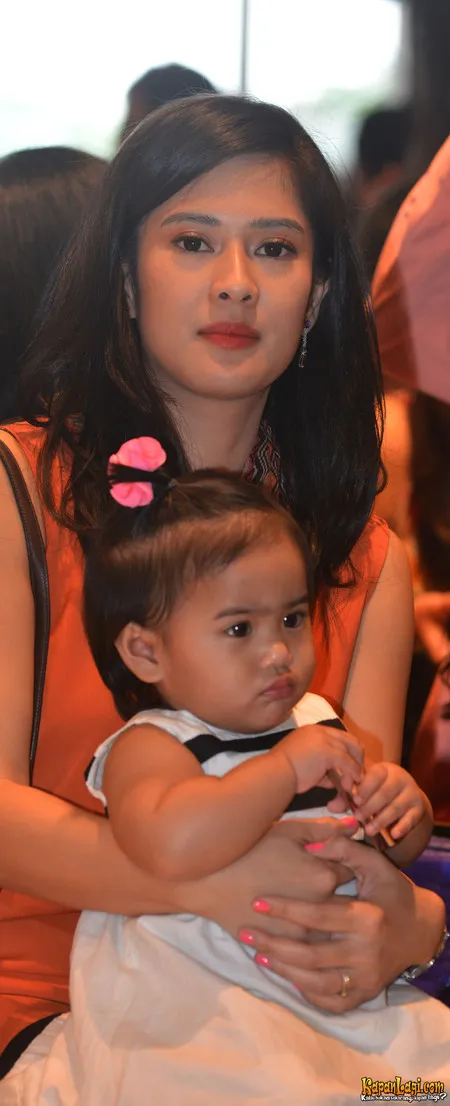 Foto Dian Sastrowardoyo