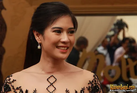 Foto Dian Sastrowardoyo