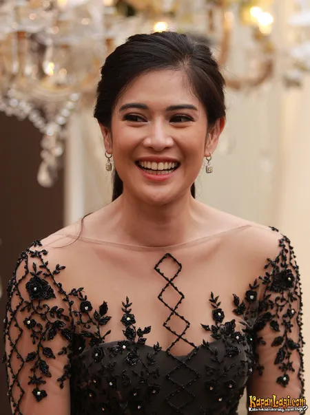 Foto Dian Sastrowardoyo