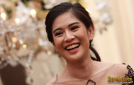 Foto Dian Sastrowardoyo
