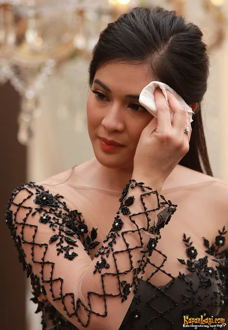 Foto Dian Sastrowardoyo