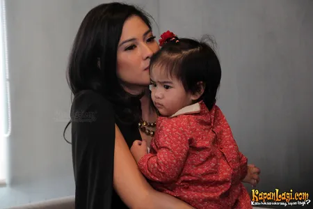 Foto Dian Sastrowardoyo