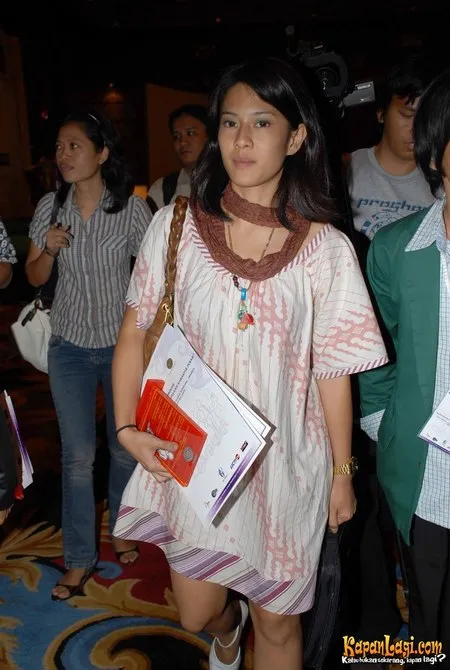 Foto Dian Sastrowardoyo