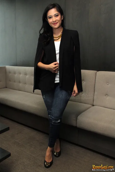 Foto Dian Sastrowardoyo