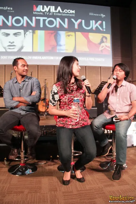 Foto Dian Sastrowardoyo