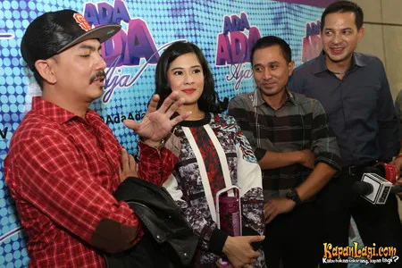 Foto Dian Sastrowardoyo