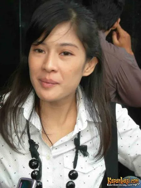 Foto Dian Sastrowardoyo