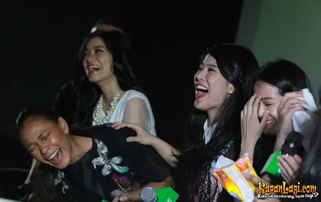 Foto Dian Sastrowardoyo