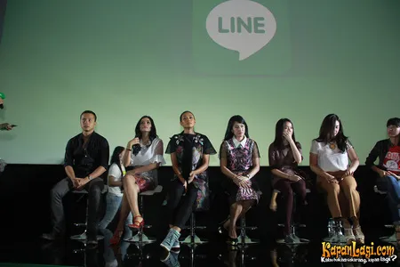 Foto Dian Sastrowardoyo