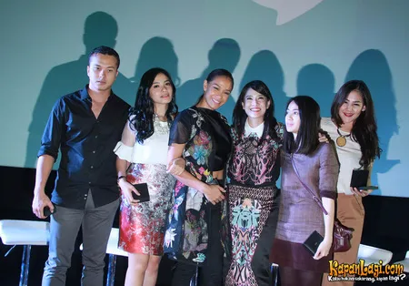 Foto Dian Sastrowardoyo