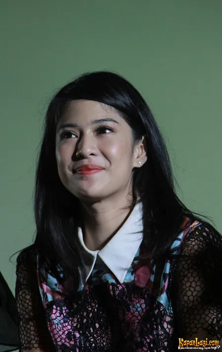 Foto Dian Sastrowardoyo
