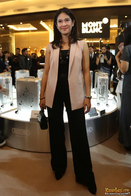 Foto Dian Sastrowardoyo