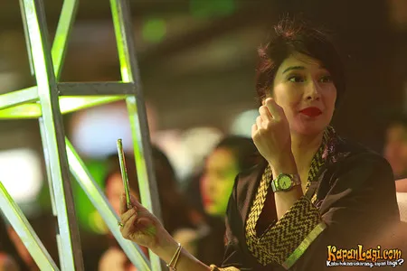Foto Dian Sastrowardoyo