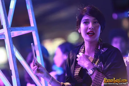 Foto Dian Sastrowardoyo