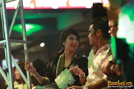 Foto Dian Sastrowardoyo