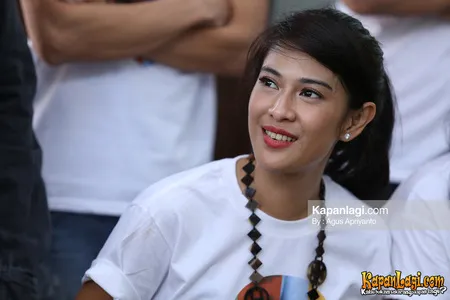 Foto Dian Sastrowardoyo