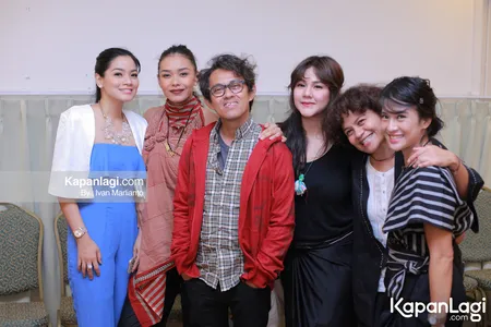 Foto Dian Sastrowardoyo