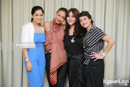 Foto Dian Sastrowardoyo
