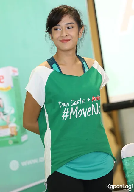 Foto Dian Sastrowardoyo