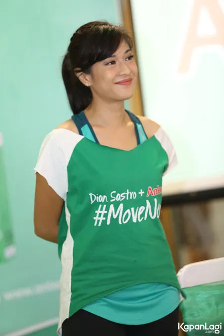 Foto Dian Sastrowardoyo