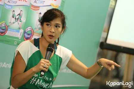 Foto Dian Sastrowardoyo
