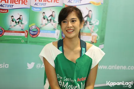 Foto Dian Sastrowardoyo