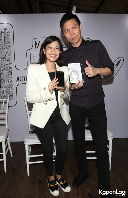 Foto Dian Sastrowardoyo