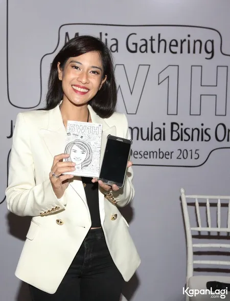 Foto Dian Sastrowardoyo