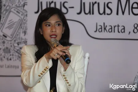 Foto Dian Sastrowardoyo