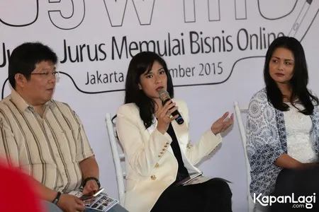 Foto Dian Sastrowardoyo