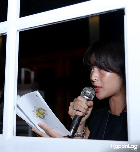 Foto Dian Sastrowardoyo