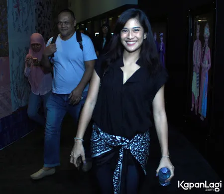Foto Dian Sastrowardoyo