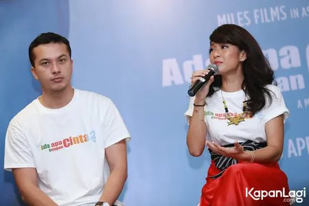 Foto Dian Sastrowardoyo
