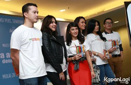 Foto Dian Sastrowardoyo