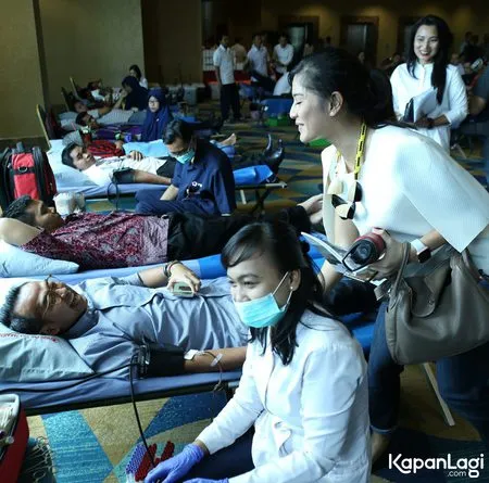 Foto Dian Sastrowardoyo