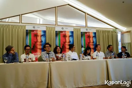 Foto Dian Sastrowardoyo