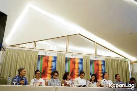 Foto Dian Sastrowardoyo