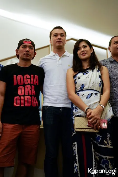 Foto Dian Sastrowardoyo