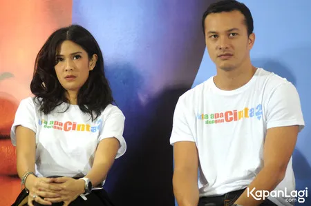 Foto Dian Sastrowardoyo