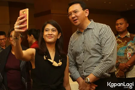 Foto Dian Sastrowardoyo