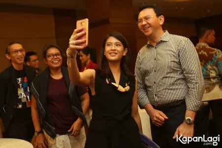 Foto Dian Sastrowardoyo