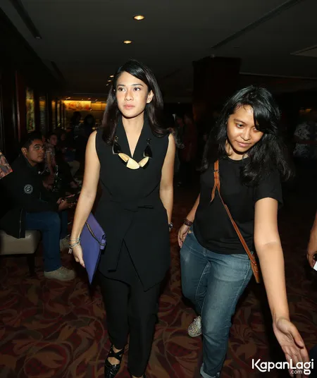 Foto Dian Sastrowardoyo