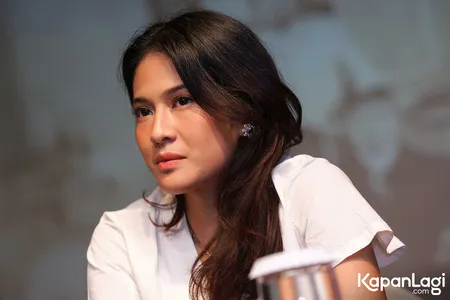 Foto Dian Sastrowardoyo