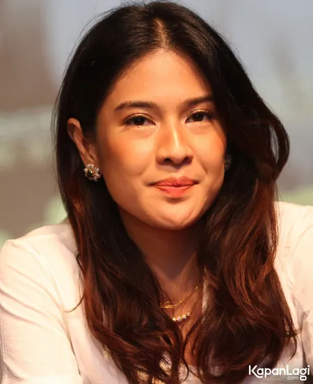 Foto Dian Sastrowardoyo