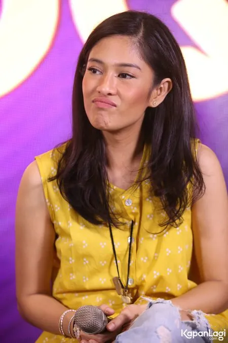 Foto Dian Sastrowardoyo