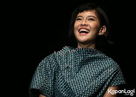 Foto Dian Sastrowardoyo